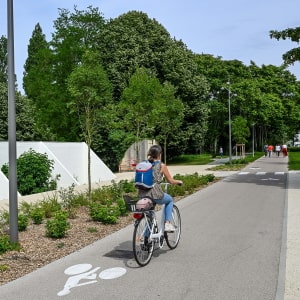 Aménagement de la piste Hérault de Séchelles : une voie dédiée aux piétons et cyclistes